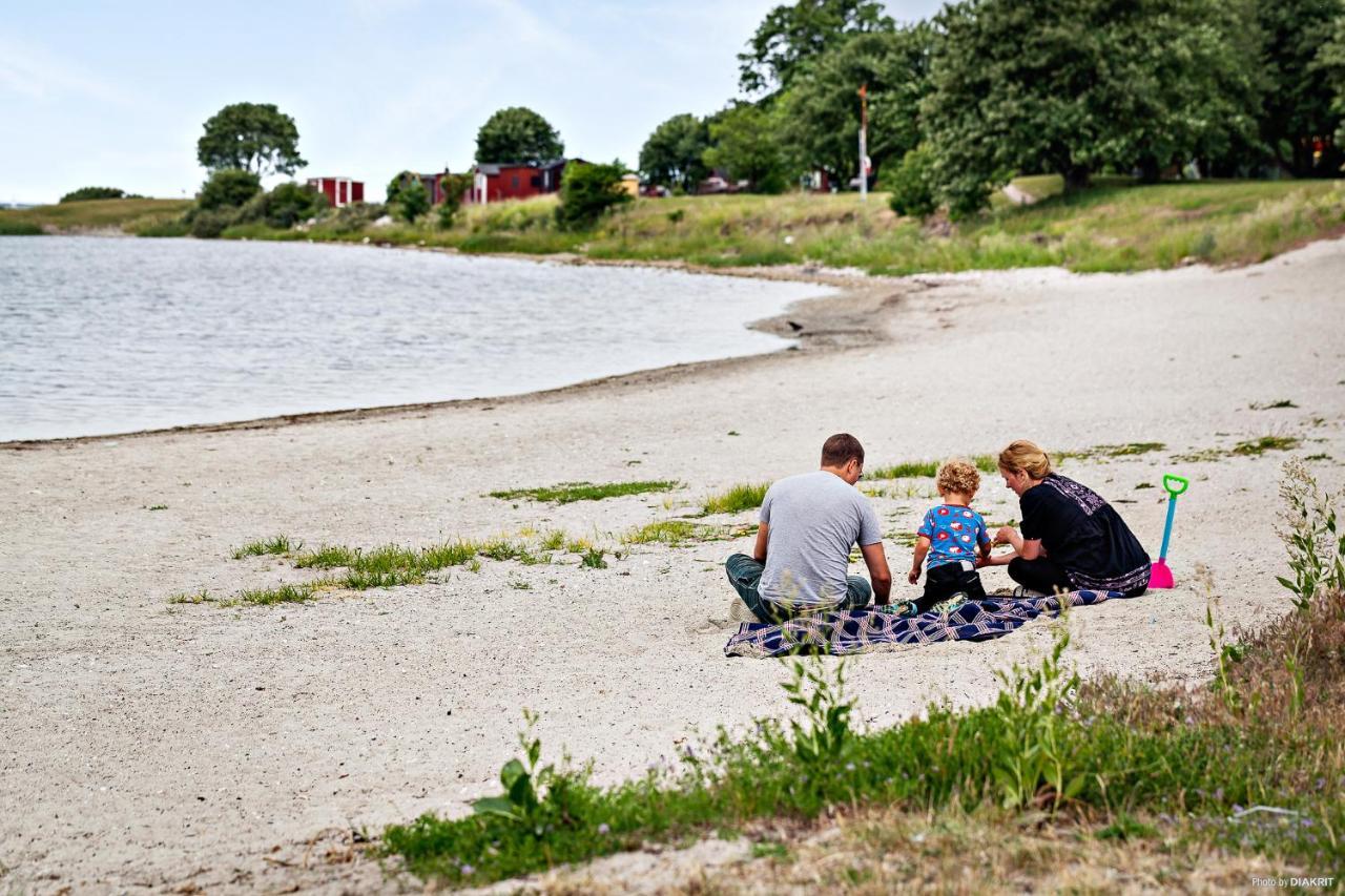 ホテル First Camp Sibbarp-Malmoe エクステリア 写真